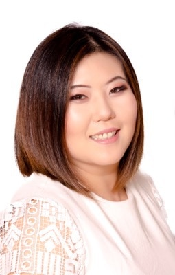 Kate Baxter Headshot copy