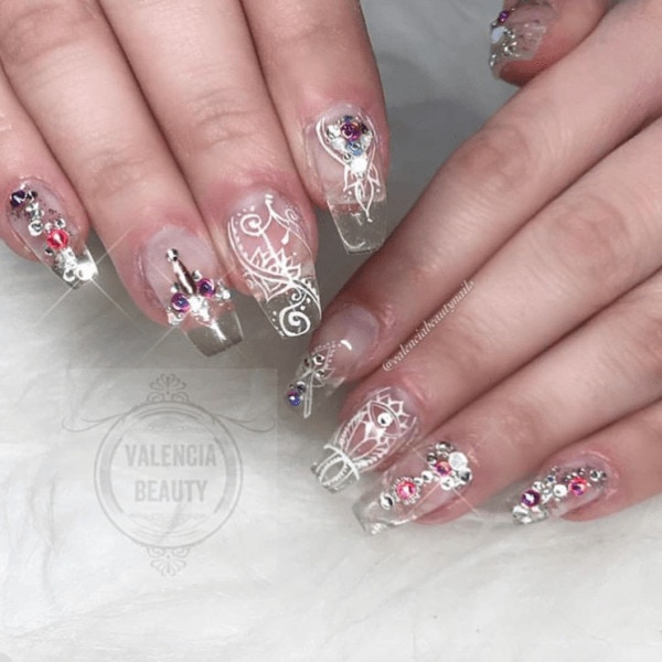 @valenciabeautynails details an intricate design 