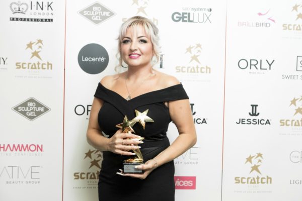 180715_Scratch_ER_LoRes-208