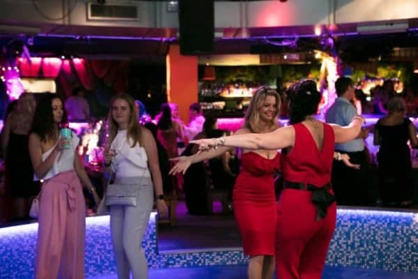 180715_Scratch_ER_LoRes-474