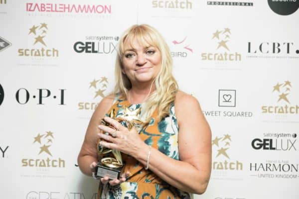 180715_Scratch_ER_LoRes-519