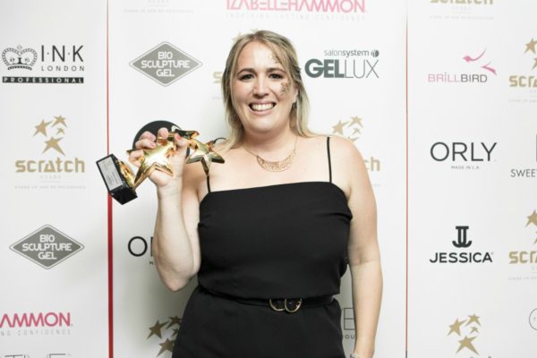 180715_Scratch_ER_LoRes-549