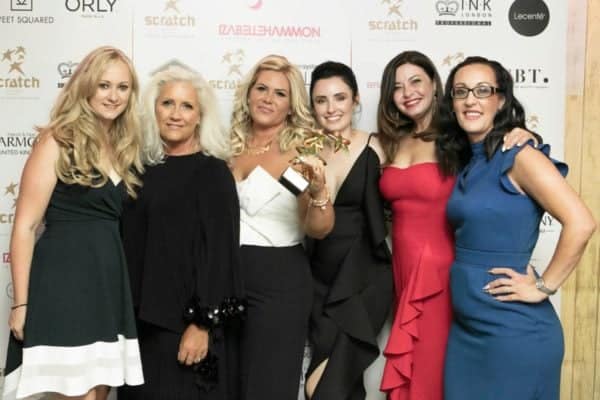 180715_Scratch_ER_LoRes-560