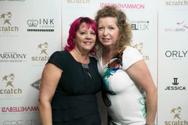 180715_Scratch_ER_LoRes-658