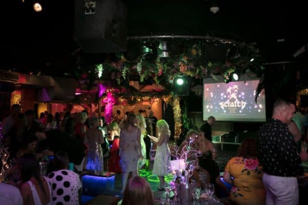 180715_Scratch_ER_LoRes-681