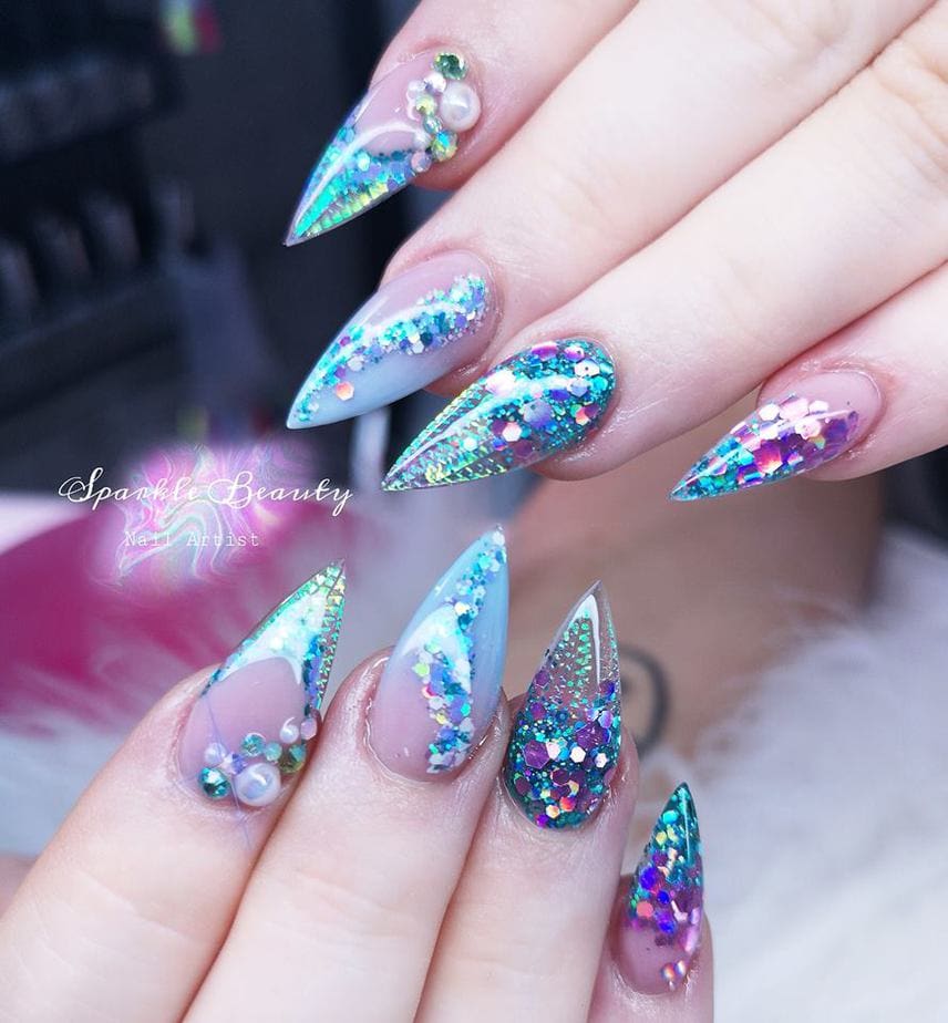 Suzanne Edge nails