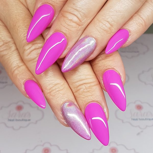 Sara Wilfred nails