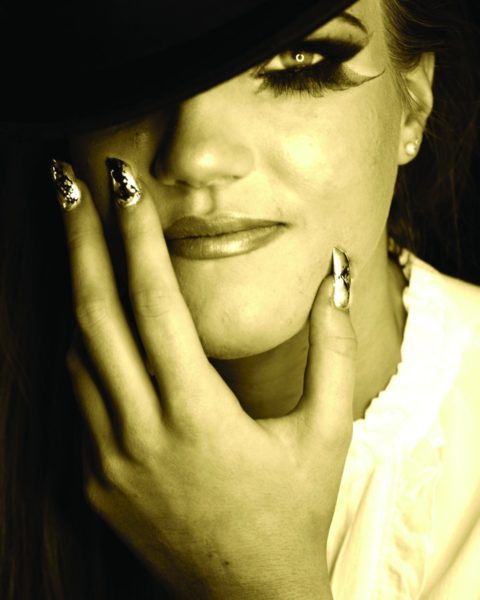 32 Loretta Walker 32