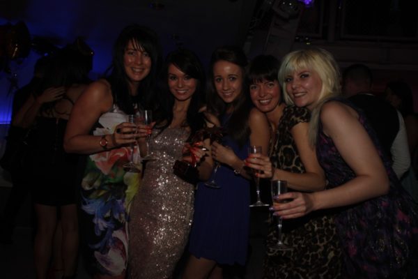 _MG_0701 Bodylines team