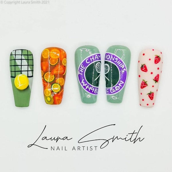 @laurasmithnails