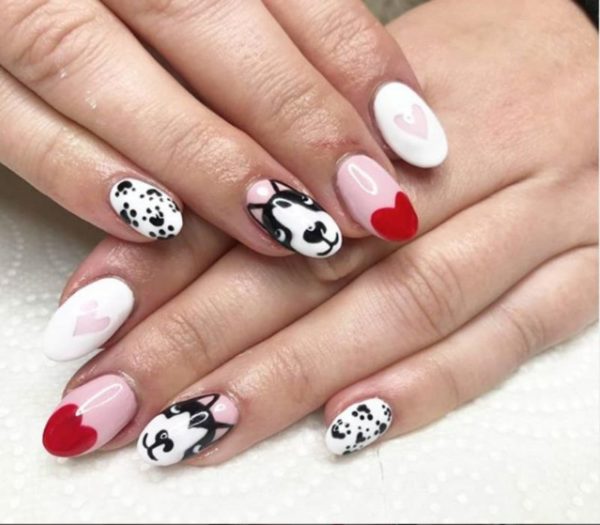 There’s serious puppy love for the French bulldog on this set by @gellaurnails