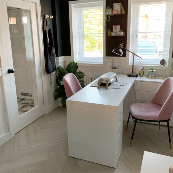 Glossy by Leeanne 12