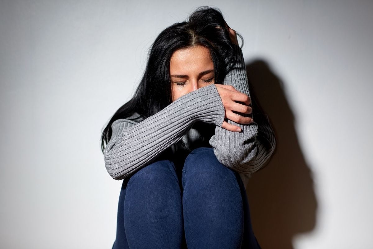 crying woman bereaved