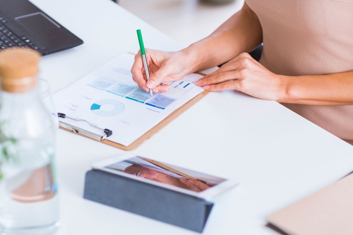 business laptop salon owner