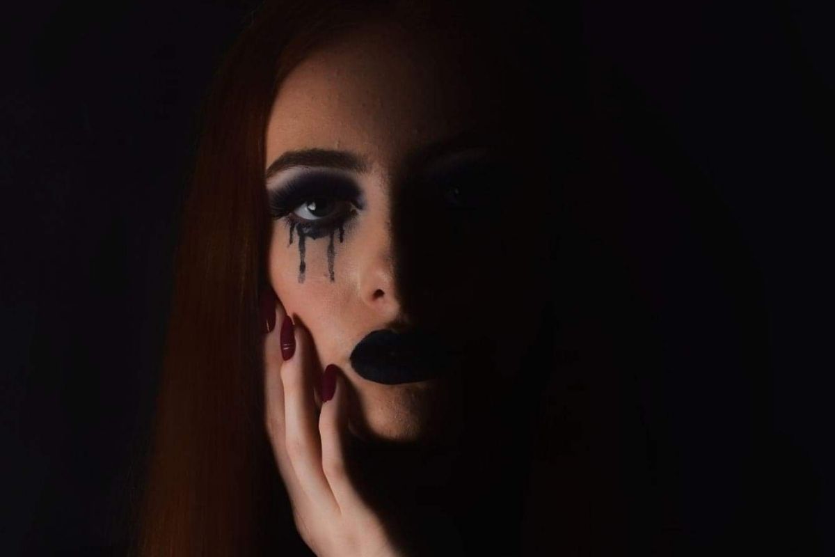 Lisa Graves mental health shoot