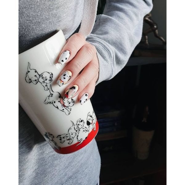 Instagram @kasioreknails