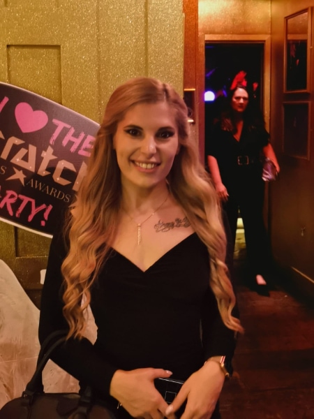 0a7254e7 dff4 4d86 a544 9f940bea3ed7