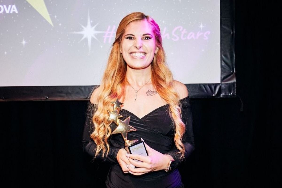 nikol nikolova header pic