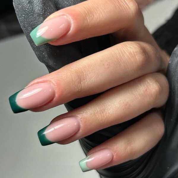 @nailsbyellie.louise