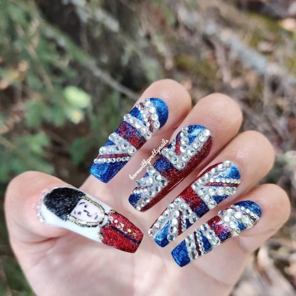 @bornwithprettynails