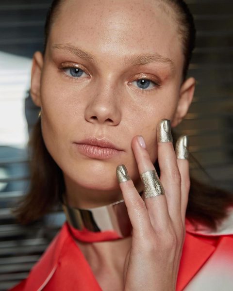 Huishan Zhang show nails by Jessica Thompson using Louella Belle products. Courtesy of @jessicathompsonnails