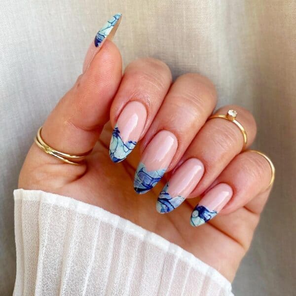 Image courtesy of Instagram.com/jen.the.nail.lady