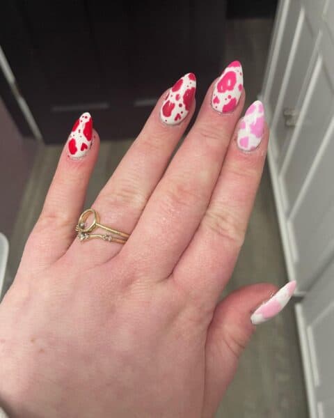 @twoheadeddaisynails - "Cow print"