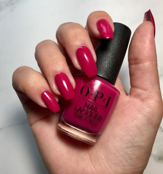@lotsoflacquer uses OPI shade, 7th & Flower