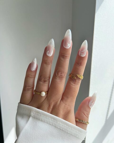 Image courtesy of Instagram.com/nolas.nails