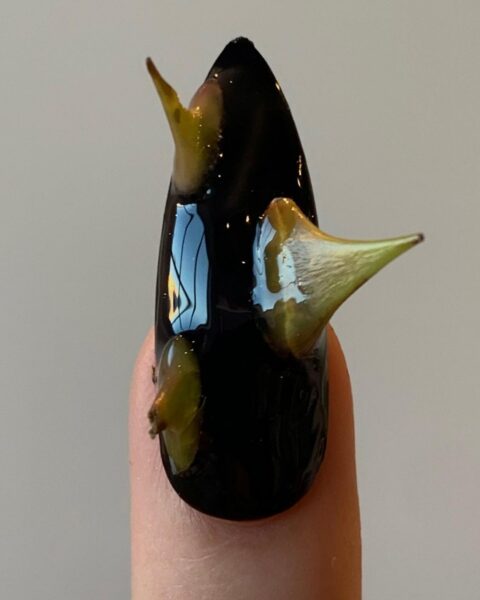 Nails for Dilara Findikoglu. Image: @the.fingersofgod