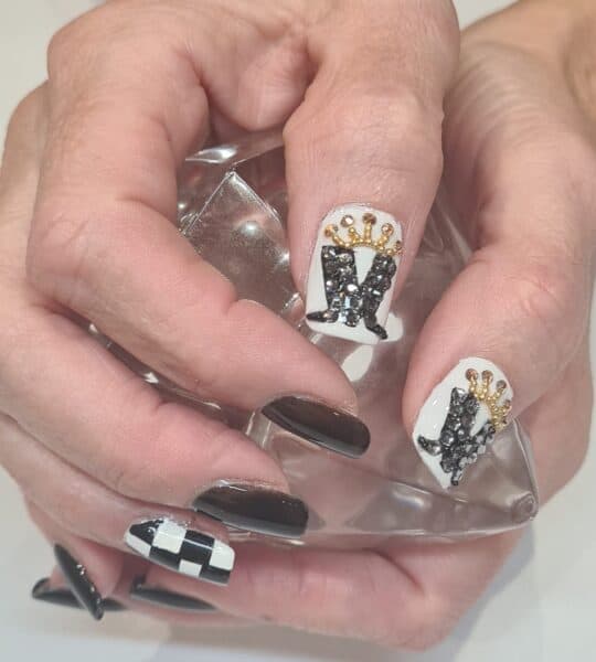 Dawn Halpin - Madness