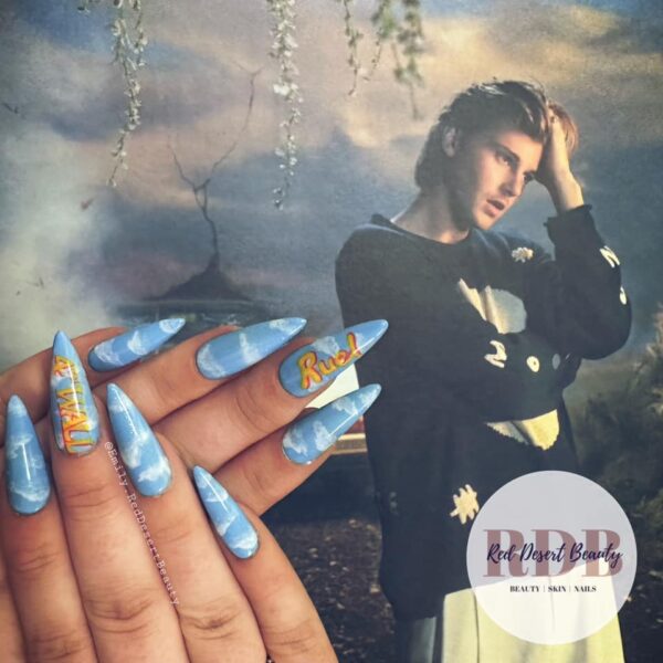 Ruel nails by Victoria Andreja