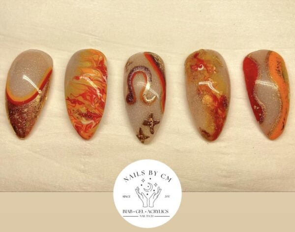 Cara McQuadè - Leo