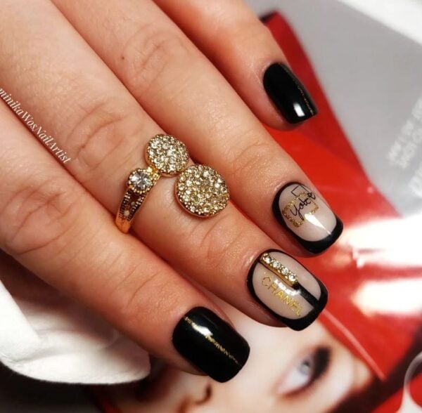 Dominika Wos' Chanel nails.