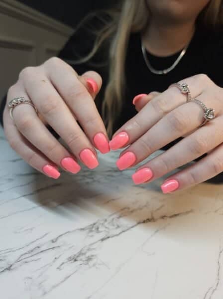 Hannah Smith - Nail Artist - "Anything peach or coral."
