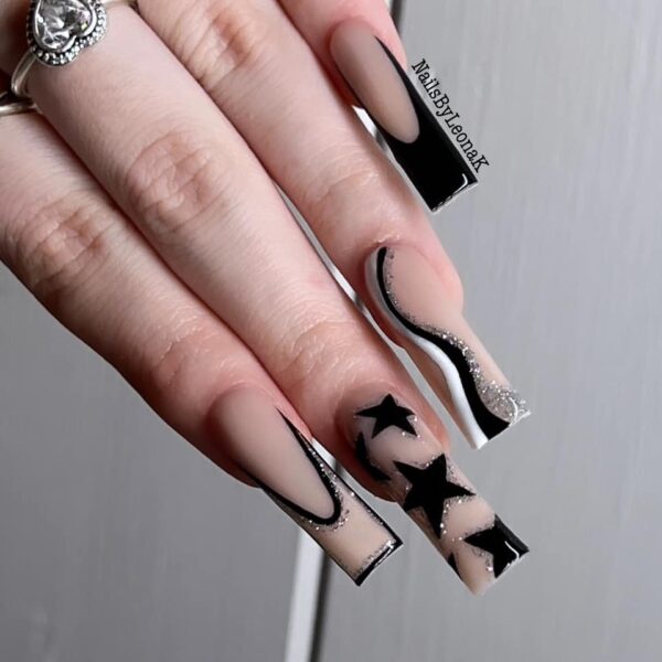 Leona Kelly - "Reflective glitter will stay trendy!"