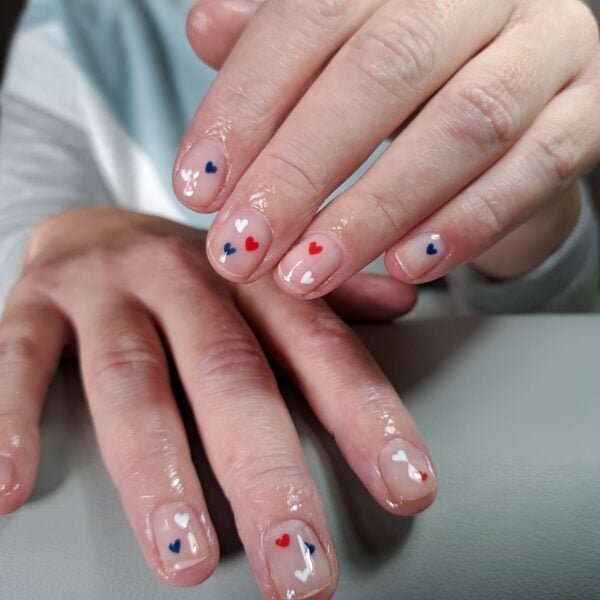 Nails with Sophie - London