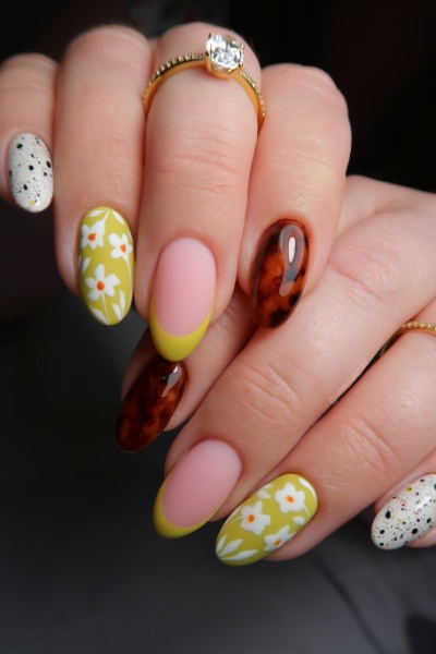 Katie Dutra Nails Green And Tortie