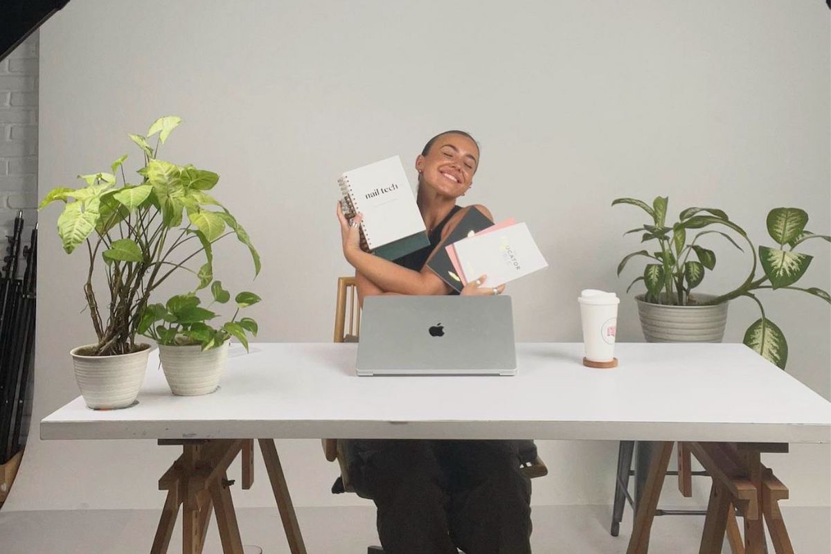 Amy Guy The Nail Tech Org Desk