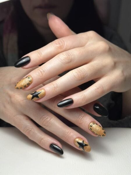 Amy Menzies Manicurist