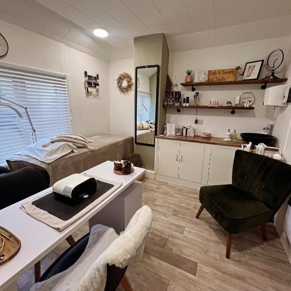 Lian Davey The Studio Salon 1