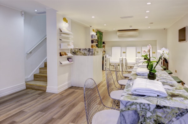 Nails Brows Mayfair Salon Inside 1