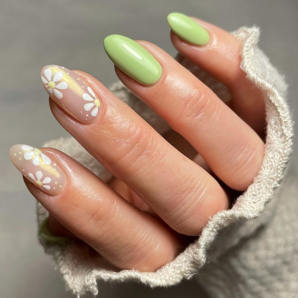 Instagram.com/nails_by_daniellekatie