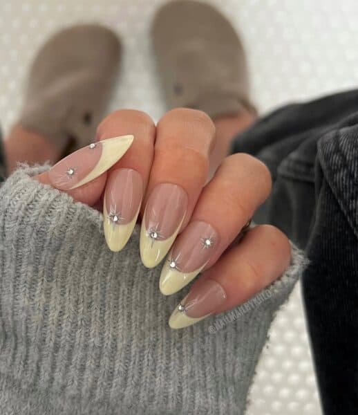 Nailmailbykhlo