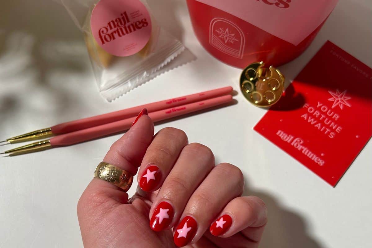 Nails fortunes nail art