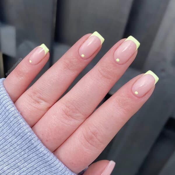 Ellielouisenails