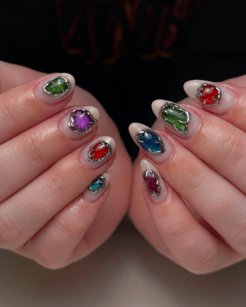 Image courtesy of Instagram.com/rebeccapaintsnails