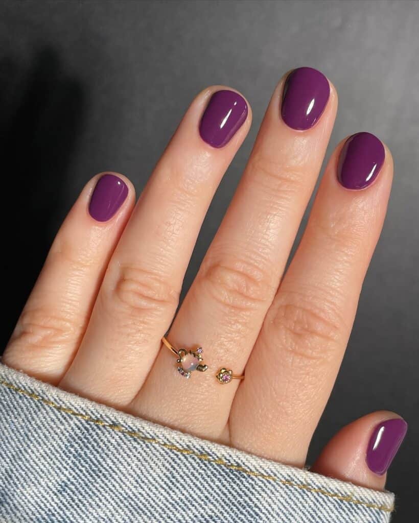 Image courtesy of Instagram.com/topcoatchronicles