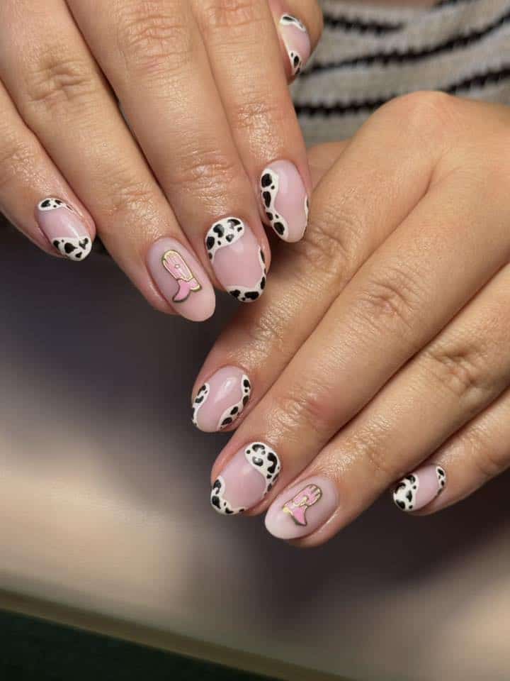 Image courtesy of nail art by elizabeth