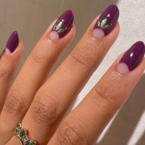 Plum nail design, image courtesy of Instagram.com/press_reset_nails